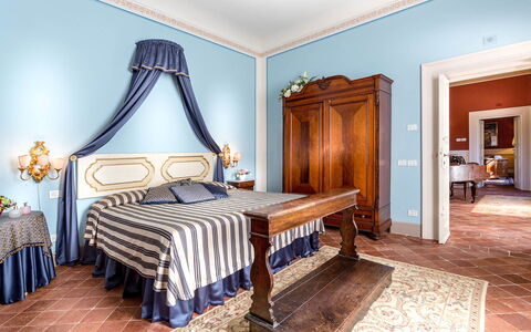 Splendida: Furniture, Interior Design, Flooring, Bedroom, Wood, Floor, Bed, Room, Ceiling, Lighting