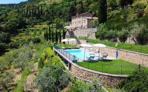Villa Vita Bella: Swimming Pool, Resort, Outdoor Furniture, Eco Hotel, Hotel, Villa