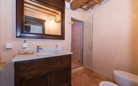 Il Podere: Plumbing Fixture, Wall, Flooring, Bathroom, Interior Design, Bathroom Sink, Wood, Floor, Sink, Tap