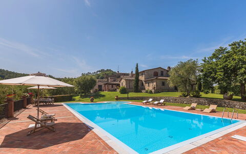 Villa del Colle: Estate, Hacienda, Mansion, Villa, Farmhouse, Courtyard, Eco Hotel, Swimming Pool, Resort