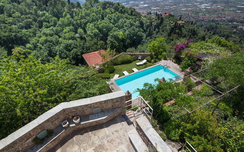 La Rocca di Monteggiori: Swimming Pool, Estate, Eco Hotel, Resort, Aerial Photography, Villa, Resort Town