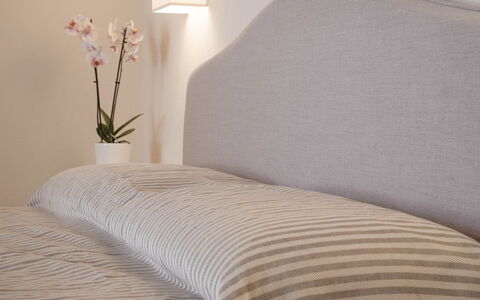 Villa Ripa: Bed, Furniture, Bedroom, Bedding, Bed Sheet, Linens, Wood, Interior Design, Textile, Bed Frame