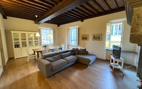 Casa Anna 13: Furniture, Interior Design, Flooring, Floor, Wood, Ceiling, Couch, Room, Wood Flooring, Living Room
