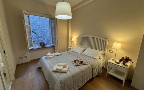 Casa Anna 13: Bedroom, Furniture, Bed, Bed Sheet, Floor, Bedding, Bed Frame, Ceiling, Interior Design, Room