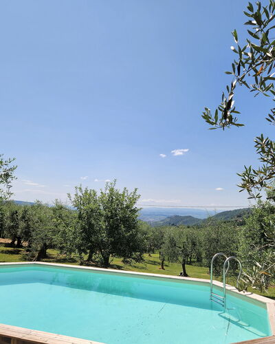 Il Casale di San Jacopo con Piscina Privata: Blue, Swimming Pool, Shade, Backyard, Landscaping, Garden, Eco Hotel, Estate, Resort, Yard