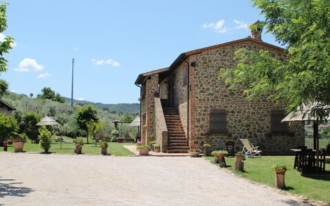 Terre di Giano Private Pool and View, Umbria: Estate, Cottage, Farmhouse, Yard, Shade, Garden, Hacienda, Lawn, Outdoor Furniture, Landscaping