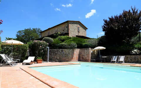 Terre di Giano Private Pool and View, Umbria: Swimming Pool, Hacienda, Villa, Estate, Garden, Courtyard, Landscaping, Resort, Eco Hotel, Houseplant