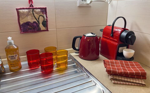 Studio Piccolo al Verticale - Levanto: Kitchen Appliance, Tableware, Small Appliance, Serveware, Drinkware, Home Appliance, Kitchen