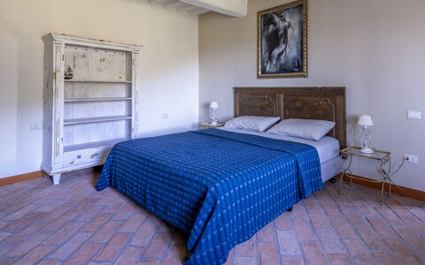 House in Sassa, Historic Tuscany Village, View: Furniture, Bed, Bedroom, Wall, Flooring, Floor, Wood, Bedding, Bed Sheet, Interior Design