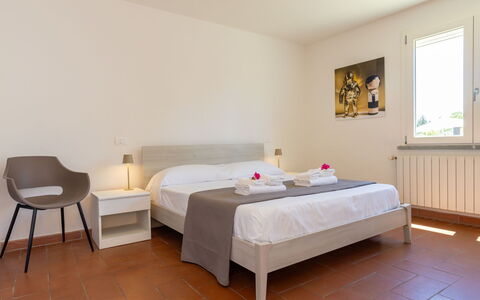 Rose Adriano Home: Floor, Interior Design, Flooring, Bed, Bedroom, Bed Frame, Ceiling, Bedding, Bed Sheet, Wood Stain
