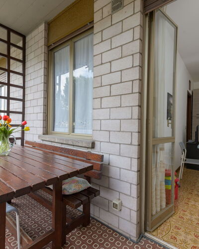 Lago di Bracciano: Apartment, Balcony, Coast, Condominium, Seaside Resort, Resort, Fence, Resort Town, Hotel, Handrail