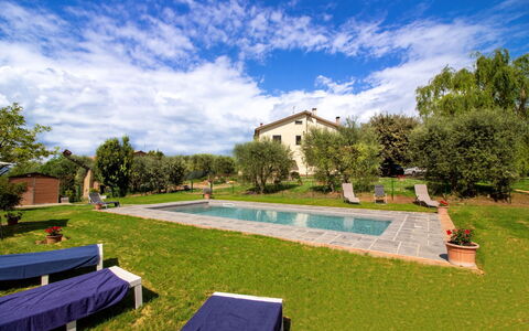 Gli Ulivi: Swimming Pool, Estate, Leisure, Garden, Farmhouse, Outdoor Furniture, Hacienda, Villa, Backyard, Yard