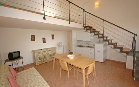 Accommodation:&nbsp;Casale 12