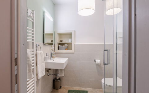La Terrazza nel Borgo: Interior Design, Flooring, Floor, Bathroom, Wall, Plumbing Fixture, Wood, Ceiling, Furniture, Toilet