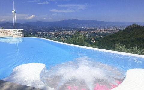 Villetta Farfallina: Blue, Swimming Pool, Resort, Eco Hotel, Resort Town, Hotel, Villa, Thermae, Hacienda