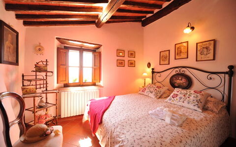 Oliveta: Interior Design, Furniture, Bedroom, Home, Ceiling, Bed, Room, Linens, Bedding, Bed Sheet