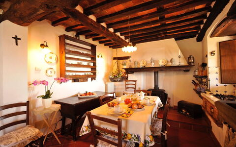 Oliveta: Furniture, Interior Design, Wood, Ceiling, Flooring, Table, Lighting, Room, Kitchen & Dining Room Table, Dining Room