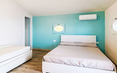 Accommodation:&nbsp;Oblo sul Mare 570.1