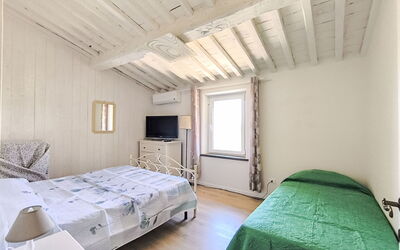 Accommodation:&nbsp;Arcobaleno 35.2