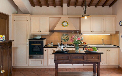 Villa Sorripa 6: Furniture, Kitchen, Interior Design, Cabinetry, Wood, Flooring, Countertop, Light Fixture, Cupboard, Kitchen Appliance