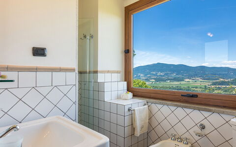 Poggio Medei 10: Hill, Mountain Range, Valley, Ridge, Balcony, Alps, Massif, Eco Hotel
