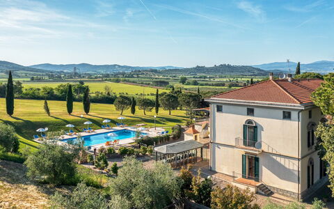 Villa Croci 12: Swimming Pool, Estate, Resort, Hacienda, Villa, Landscaping, Mansion, Eco Hotel, Leisure Centre, Hotel