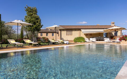La Fonte di Santa Regina 8: Estate, Swimming Pool, Landscaping, Resort, Villa, Eco Hotel