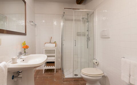 Crognole 6: Wall, Bathroom, Flooring, Plumbing Fixture, Bathroom Sink, Interior Design, Floor, Sink, Plumbing, Tap