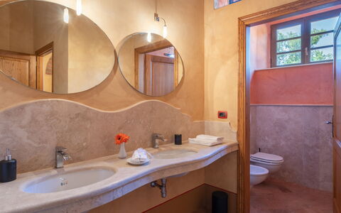 Terripi 10: Plumbing Fixture, Wall, Bathroom Sink, Flooring, Interior Design, Bathroom, Sink, Floor, Tap, Plumbing