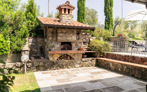 Villa Costanza 6: Rock, Garden, Flagstone, Brick, Landscaping, Backyard, Shade, Outdoor Structure, Patio