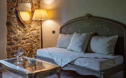 Podere Bellaria 18+2: Furniture, Interior Design, Lighting, Floor, Room, Throw Pillow, Home, Pillow, Living Room, Couch