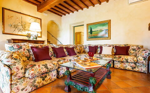 Villa Elisa 16: Furniture, Interior Design, Couch, Flooring, Floor, Room, Textile, Living Room, Table, Home