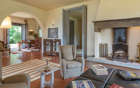 Villa Il Cedro 10+1: Furniture, Interior Design, Flooring, Wood, Floor, Living Room, Ceiling, Chair, Lighting, Room