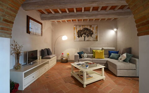 Torre la Ripa 8: Furniture, Interior Design, Flooring, Wall, Couch, Floor, Wood, Ceiling, Room, Living Room