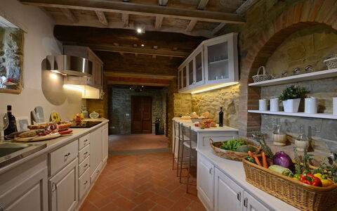 Torre la Ripa 8: Furniture, Interior Design, Kitchen, Flooring, Wood, Countertop, Floor, Ceiling, Cabinetry, Lighting