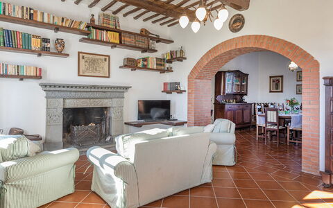 Casale le Tre Querce 8+1: Furniture, Wall, Flooring, Interior Design, Home, Floor, Living Room, Room, Chair, Ceiling