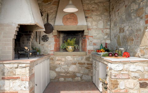 Poggio Novoli 6: Furniture, Stone Wall, Tile, Flowerpot, Brick, Kitchen, Houseplant, Flagstone, Natural Material, Design