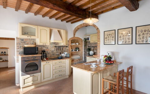 Casa la Fenice 8+2: Furniture, Kitchen, Interior Design, Wall, Flooring, Countertop, Kitchen Appliance, Cabinetry, Wood, Ceiling