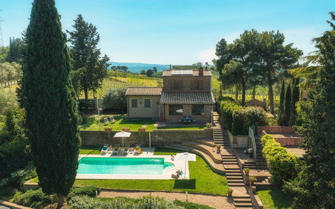 Il Fienile 4: Swimming Pool, Estate, Home, Garden, Cottage, Villa, Landscaping, Farmhouse, Hacienda, Backyard