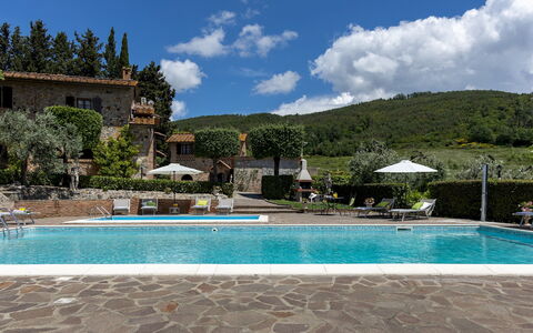 Villa Loredana 12: Hacienda, Resort, Eco Hotel, Swimming Pool, Resort Town