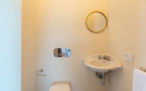 Villa Krisztina 10: Bathroom Sink, Bathroom, Wall, Plumbing Fixture, Interior Design, Sink, Tap, Plumbing, Floor, Mirror