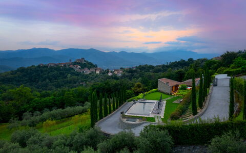Villa Krisztina 10: Mountainous Landforms, Hill, Landscape, Highland, Horizon, Mountain, Hill Station, Cloud, Mountain Range, Morning