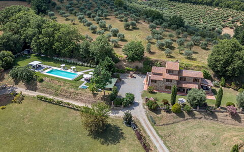 Villa Pianello 10: Residential Area, House, Estate, Home, Garden, Hacienda, Farmhouse, Lawn, Villa, Landscaping