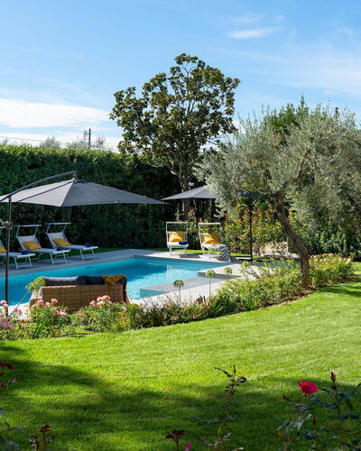 La Villanella 6: Swimming Pool, Resort, Outdoor Furniture, Garden, Shrub, Eco Hotel, Landscaping, Backyard, Umbrella