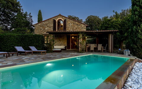 La Nula 4: Swimming Pool, Estate, Cottage, Hacienda, Resort, Eco Hotel, Farmhouse, Villa, Backyard, Thermae
