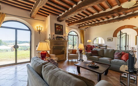 Podere Casanovina 12: Furniture, Interior Design, Home, Chair, Ceiling, Wood Flooring, Couch, Living Room, Hardwood, Villa