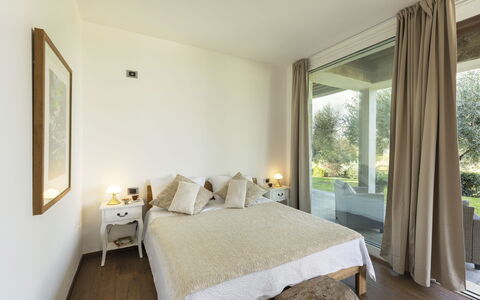 Brightline Villa 8: Bed, Flooring, Bedroom, Interior Design, Floor, Furniture, Bed Sheet, Bedding, Ceiling, Wood