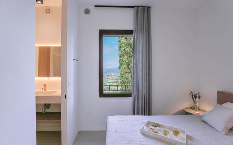 Casa dei Fiamminghi 10+2: Wall, Interior Design, Home, Ceiling, Room, Bedroom, Apartment, Floor, Bed, Bed Frame