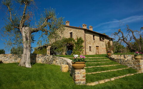 Terra San Raffaele 10+3: Grass, Landscape, Grassland, Land Lot, Rural Area, Plain, Farmhouse, Estate, Cottage