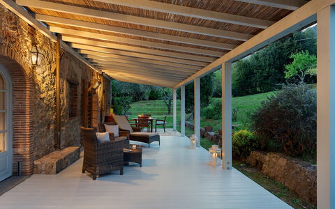 Villa delle Silerchie 10: Wood, Flooring, Porch, Floor, Ceiling, Beam, Shade, Flowerpot, Outdoor Structure, Patio